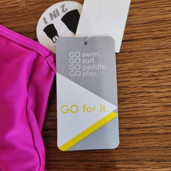 NWT Go Gossip Women's Sport Swim Top Molded Cup Bright Pink XL - Picture 4 of 9